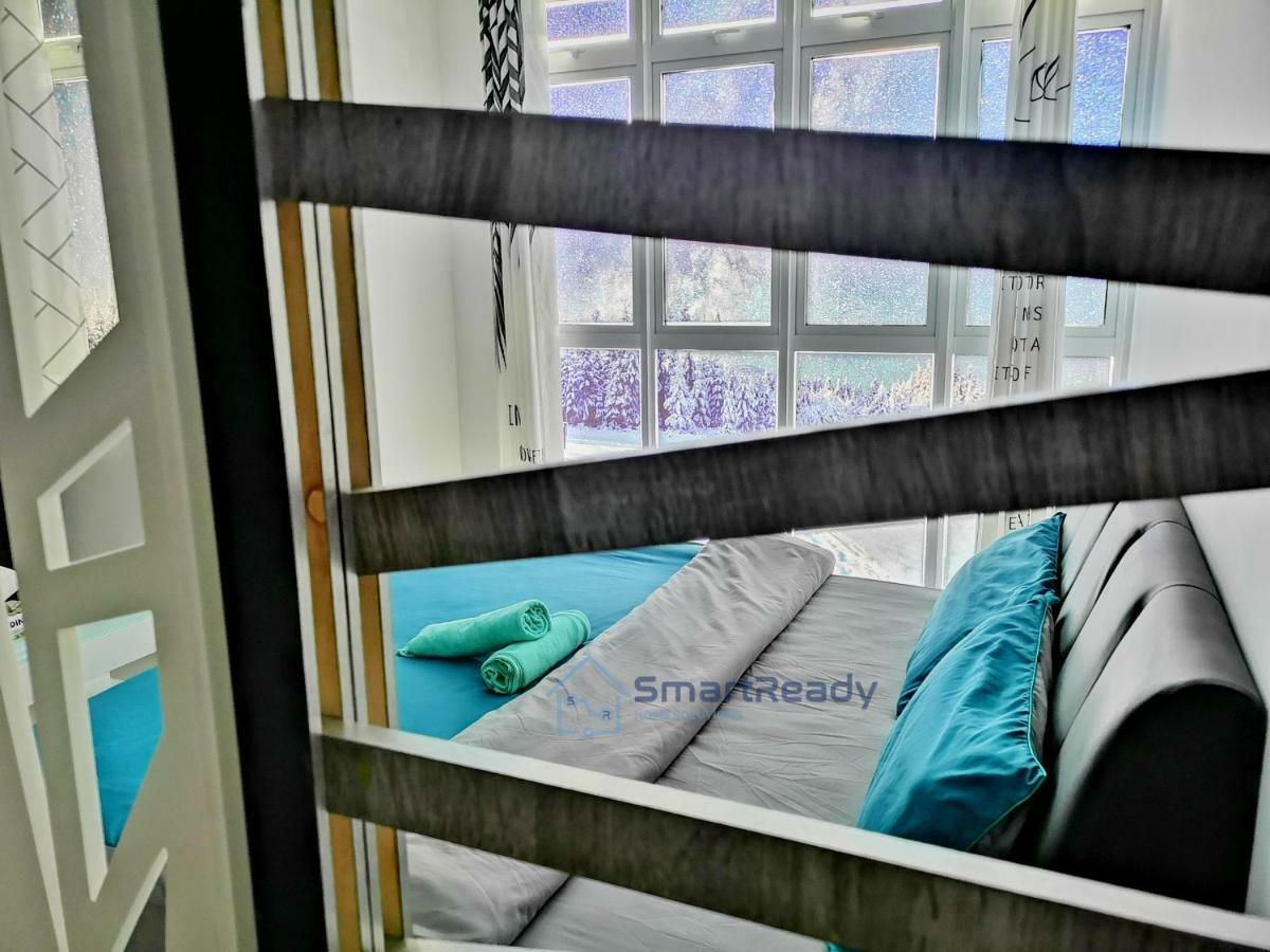 Residences At Daya By Sr Home Johor Bahru Eksteriør billede